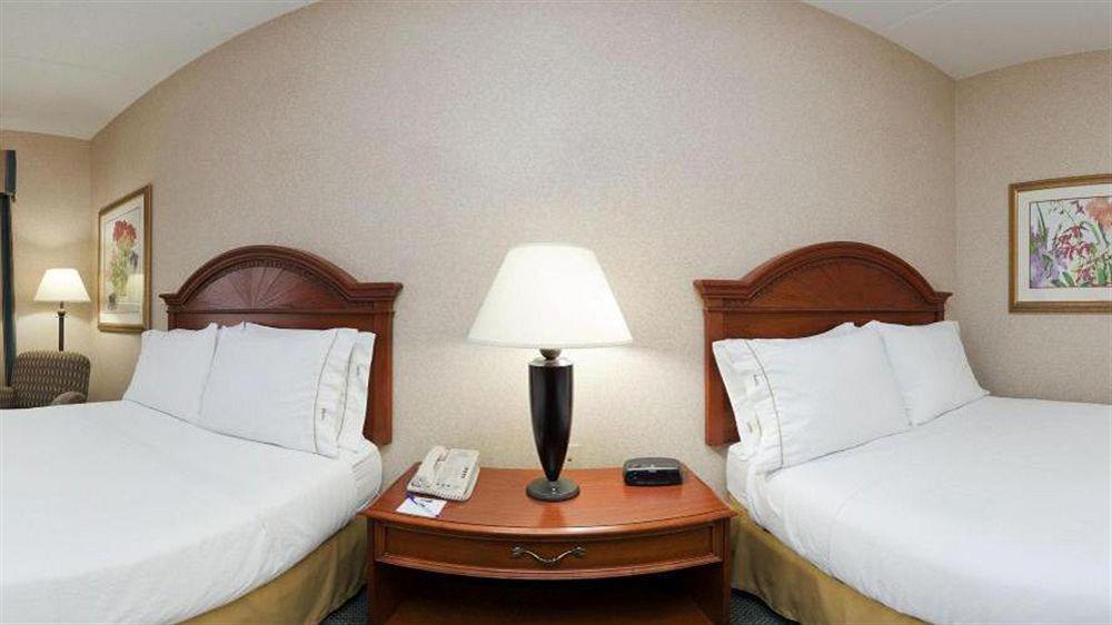 Holiday Inn Express Pittsburgh-Bridgeville By Ihg Exterior foto