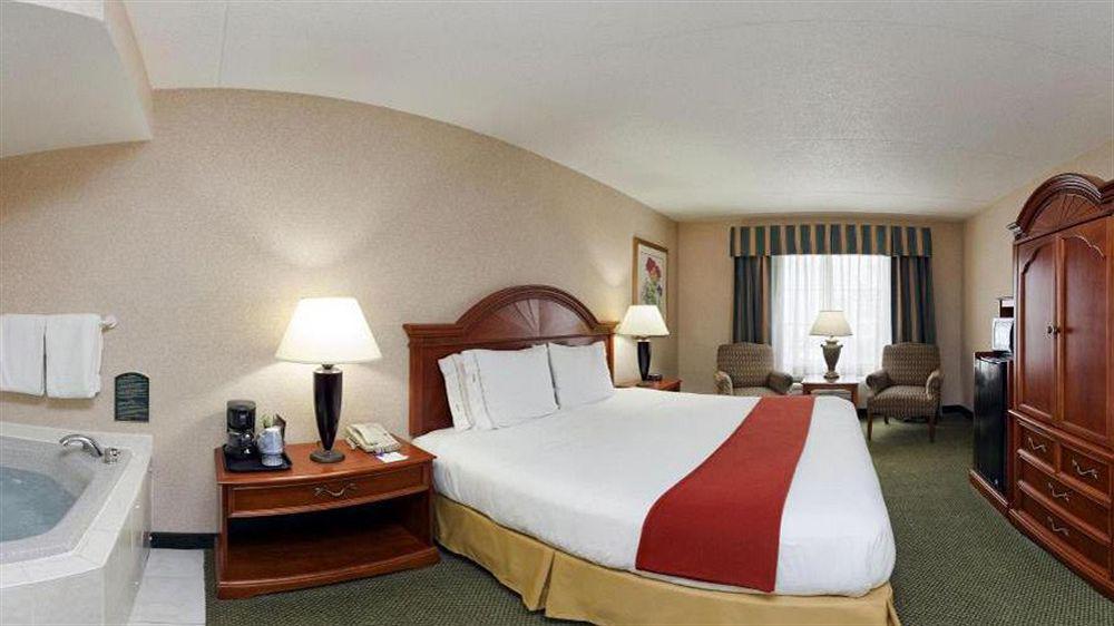 Holiday Inn Express Pittsburgh-Bridgeville By Ihg Exterior foto