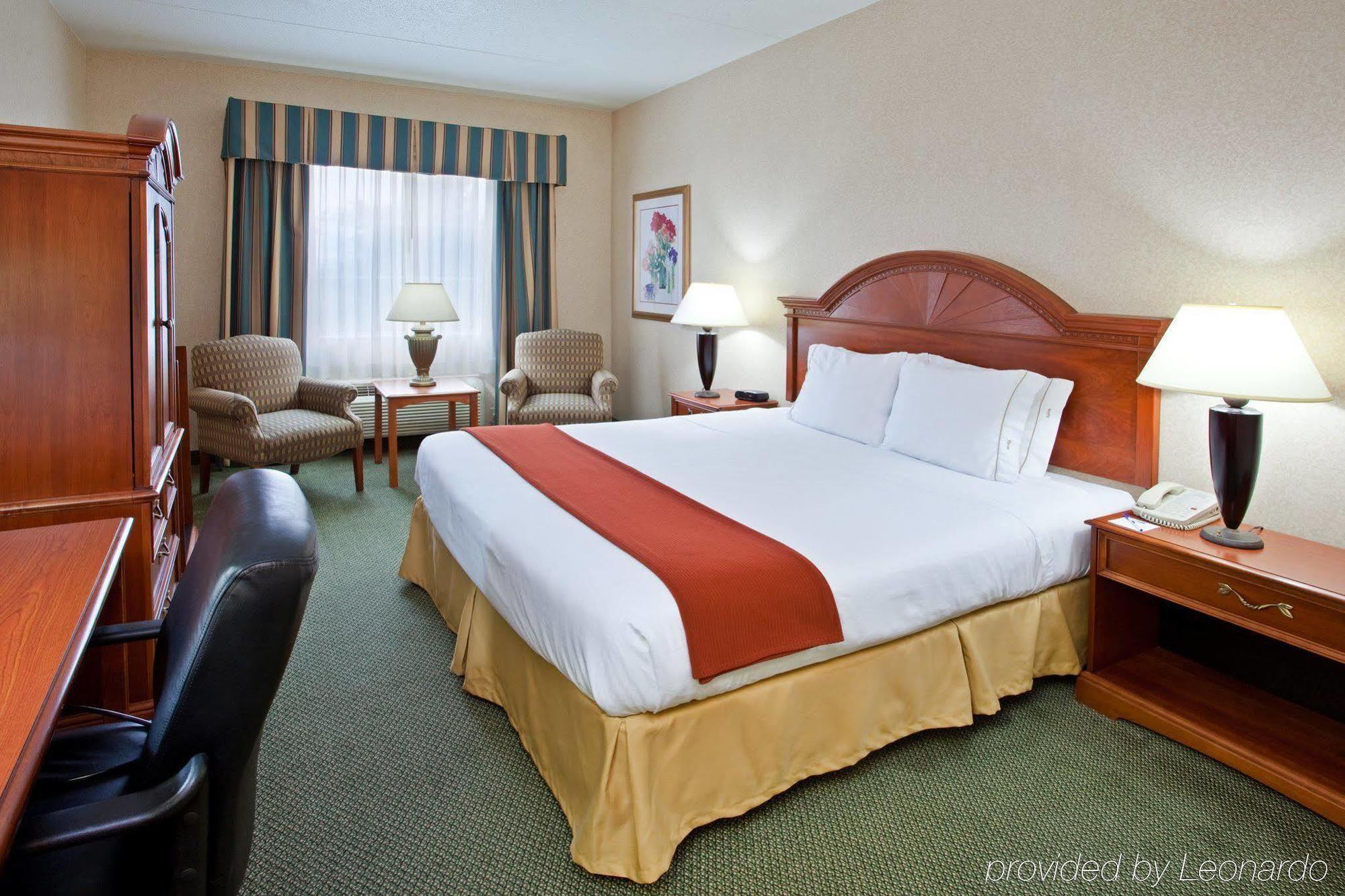 Holiday Inn Express Pittsburgh-Bridgeville By Ihg Exterior foto